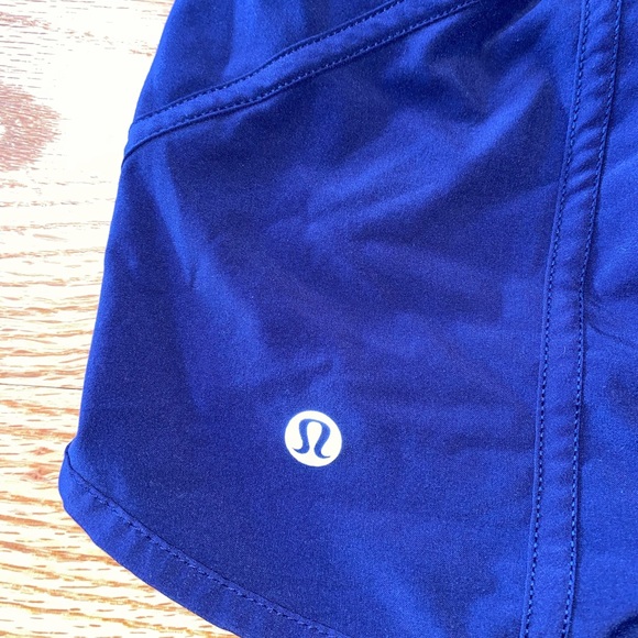 lululemon shorts - Picture 4 of 7